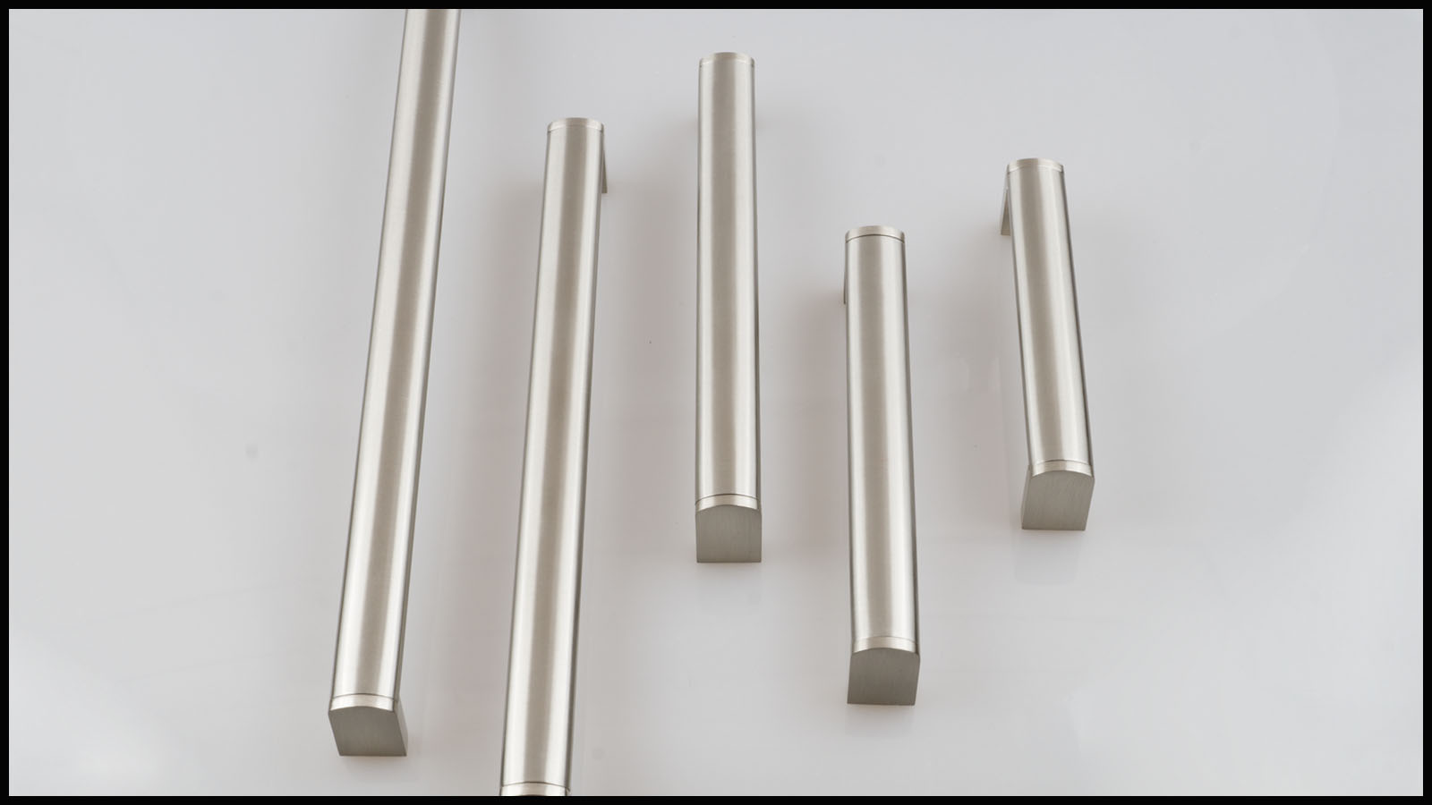 Möbelgriffe EDELSTAHL OVAL Küchengriffe Griffe GRIFF Stangengriffe